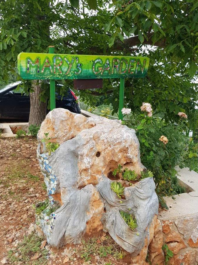 Mary'S Garden Villa Tulisevica Dış mekan fotoğraf